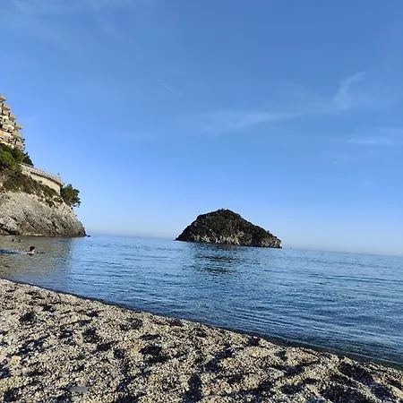 Viletta Mysea Spotorno